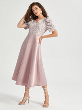 Load image into Gallery viewer, V-neck Ruched Puff Sleeve Crinkle Bodice Dress
