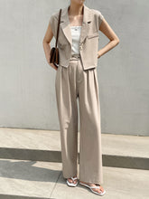 Load image into Gallery viewer, Less Single Button Lapel Blazer &amp; Fold Pleated Pants
