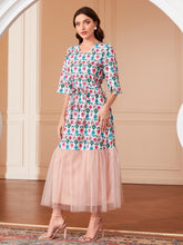Load image into Gallery viewer, Geo Print Contrast Mesh Split Sleeve Belted Dress
