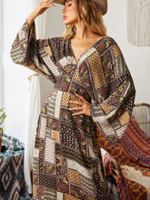 Load image into Gallery viewer, Paisley &amp; Geo Print Batwing Sleeve Dress
