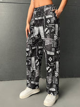 Load image into Gallery viewer, Letter Graphic Slant Pocket Sweatpants
