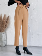 Load image into Gallery viewer, Fold Pleated Slant Pocket Pants
