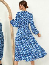 Load image into Gallery viewer, Allover Geo Print Lantern Sleeve Dress
