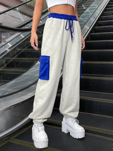 Load image into Gallery viewer, Flap Pocket Side Drawstring Waist Sweatpants
