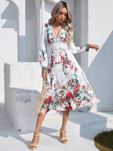Load image into Gallery viewer, Floral Print Plunging Neck Lantern Sleeve Dress
