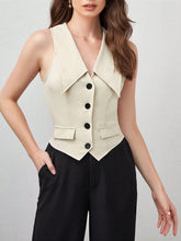 Load image into Gallery viewer, Solid Button Front Flap Detail Shirt
